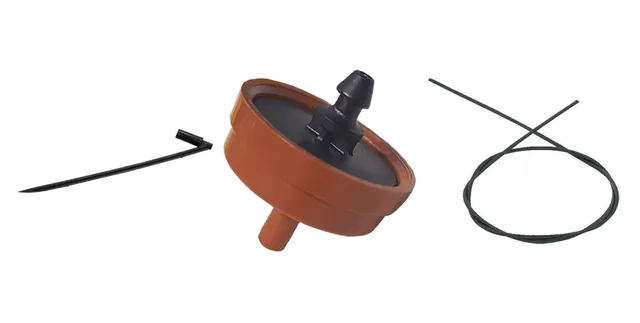 Product selection for Sprinklers & drippers: BE steker, druppelaar t.b.v. capillair slangetje; CNL ventiel 4 ltr per uur; Capillair 120cm 2 ltr per uur.