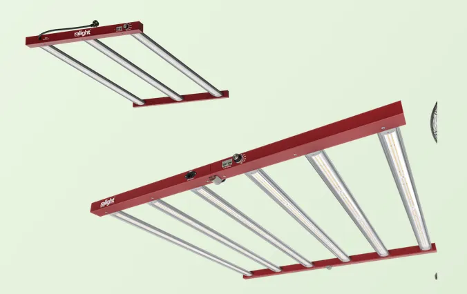 Twee Ralight LED-kweeklampen.